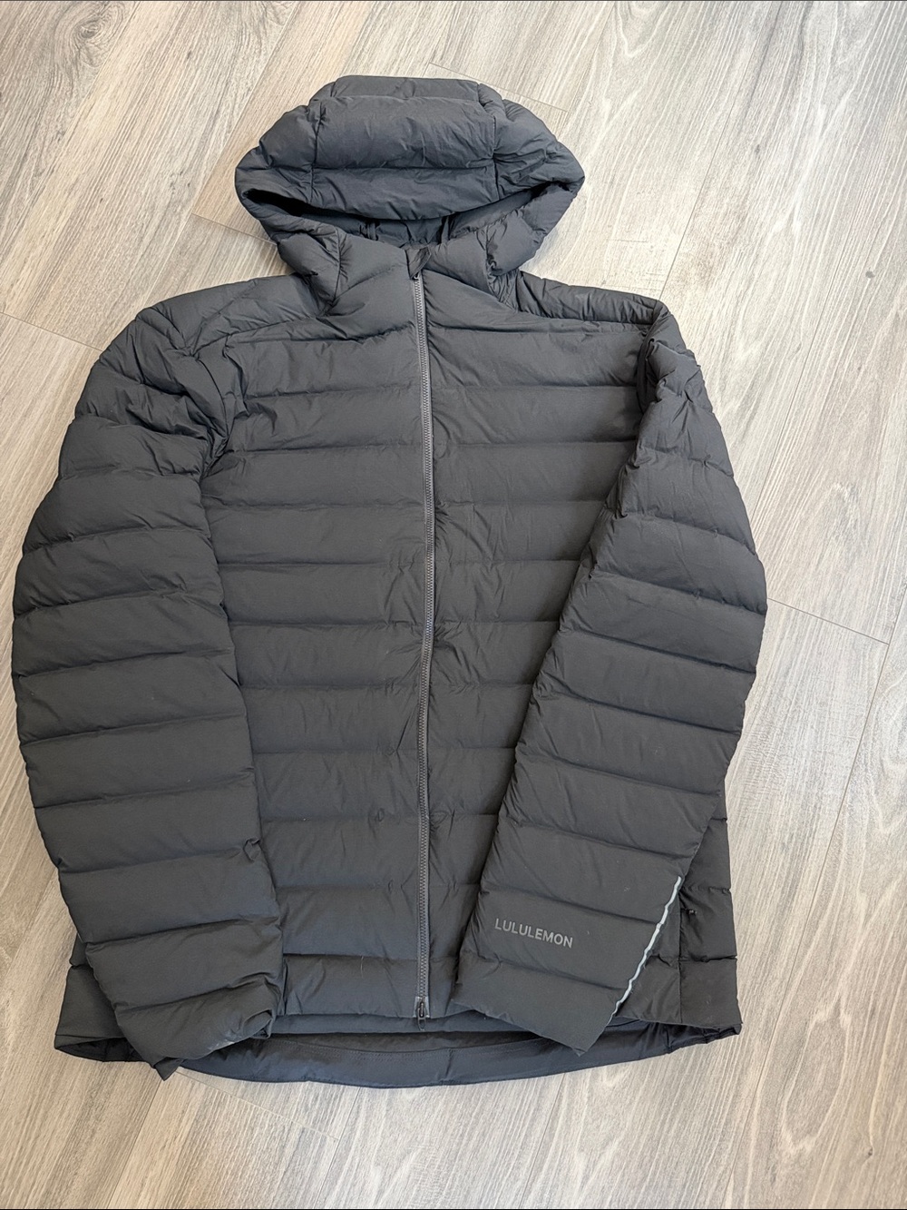 lululemon Navigation Stretch Down Hoodie - size L
